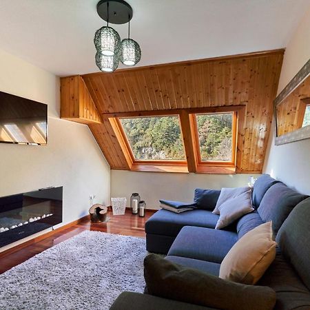 カンフランクMagnifico Atico Duplex Con Vistas A La Montanaアパートメント エクステリア 写真