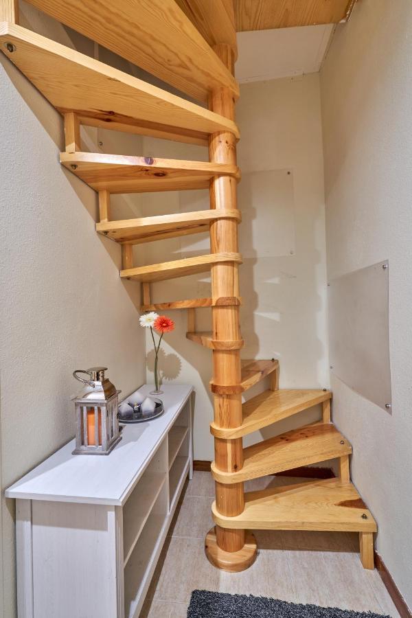 カンフランクMagnifico Atico Duplex Con Vistas A La Montanaアパートメント エクステリア 写真
