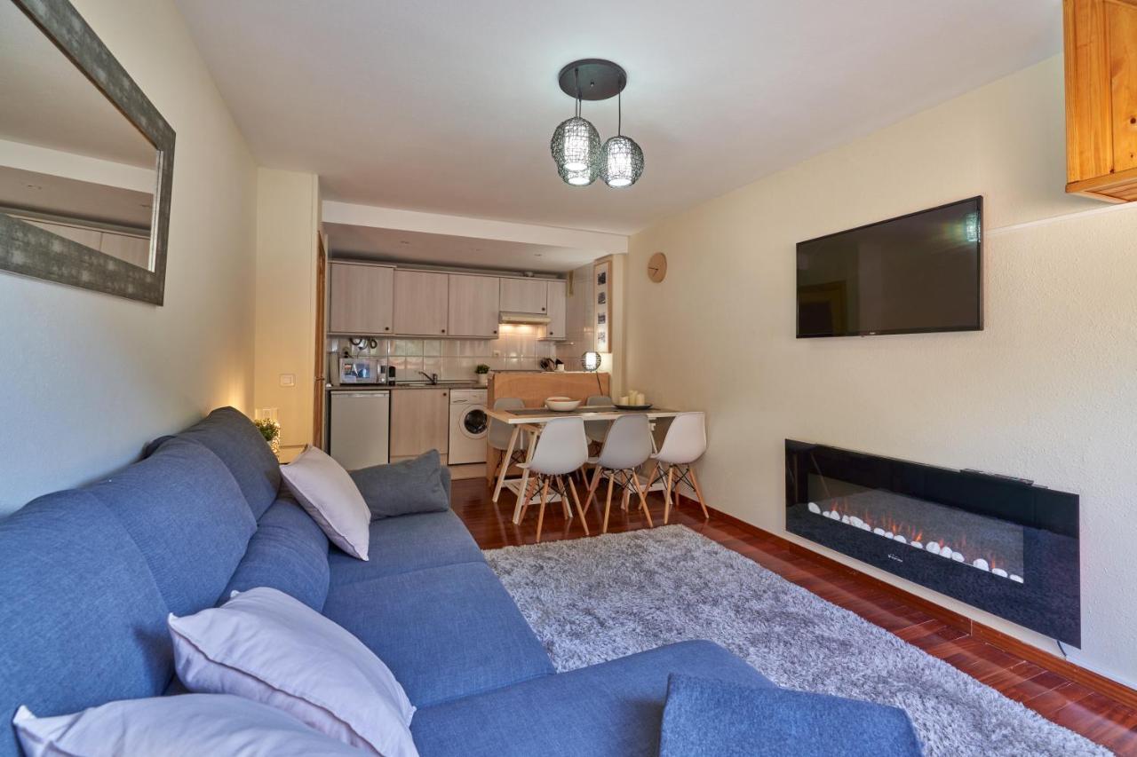 カンフランクMagnifico Atico Duplex Con Vistas A La Montanaアパートメント エクステリア 写真