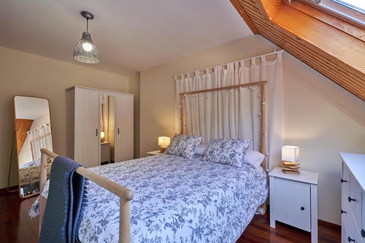 カンフランクMagnifico Atico Duplex Con Vistas A La Montanaアパートメント エクステリア 写真